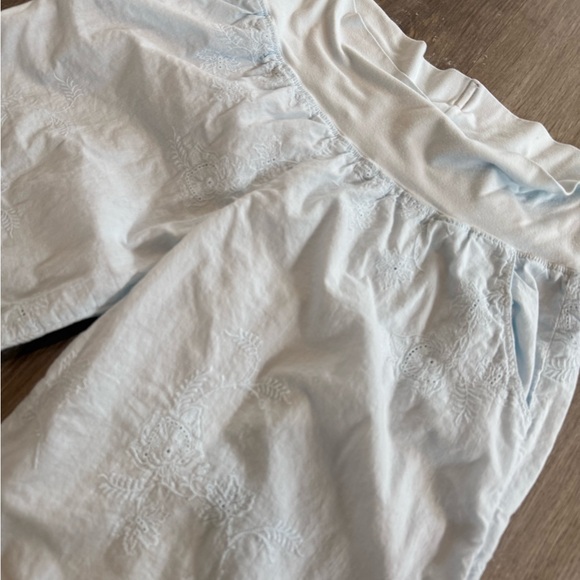 Set of Two - Hard Tail Light Blue & Nine Bird Capri Pants Set Wide Leg - Large - Picture 6 of 8